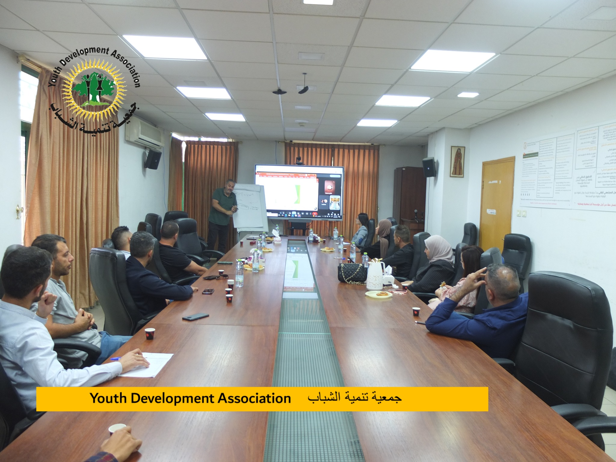 جمعية تنمية الشباب تعقد اجتماعا موسعا لمناقشة الخطة الاستراتيجية الجديدة