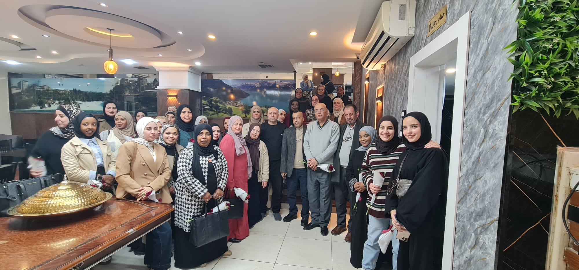 جمعية تنمية الشباب والإغاثة الزراعية تكرّمان نساء مخيمي نور شمس وطولكرم