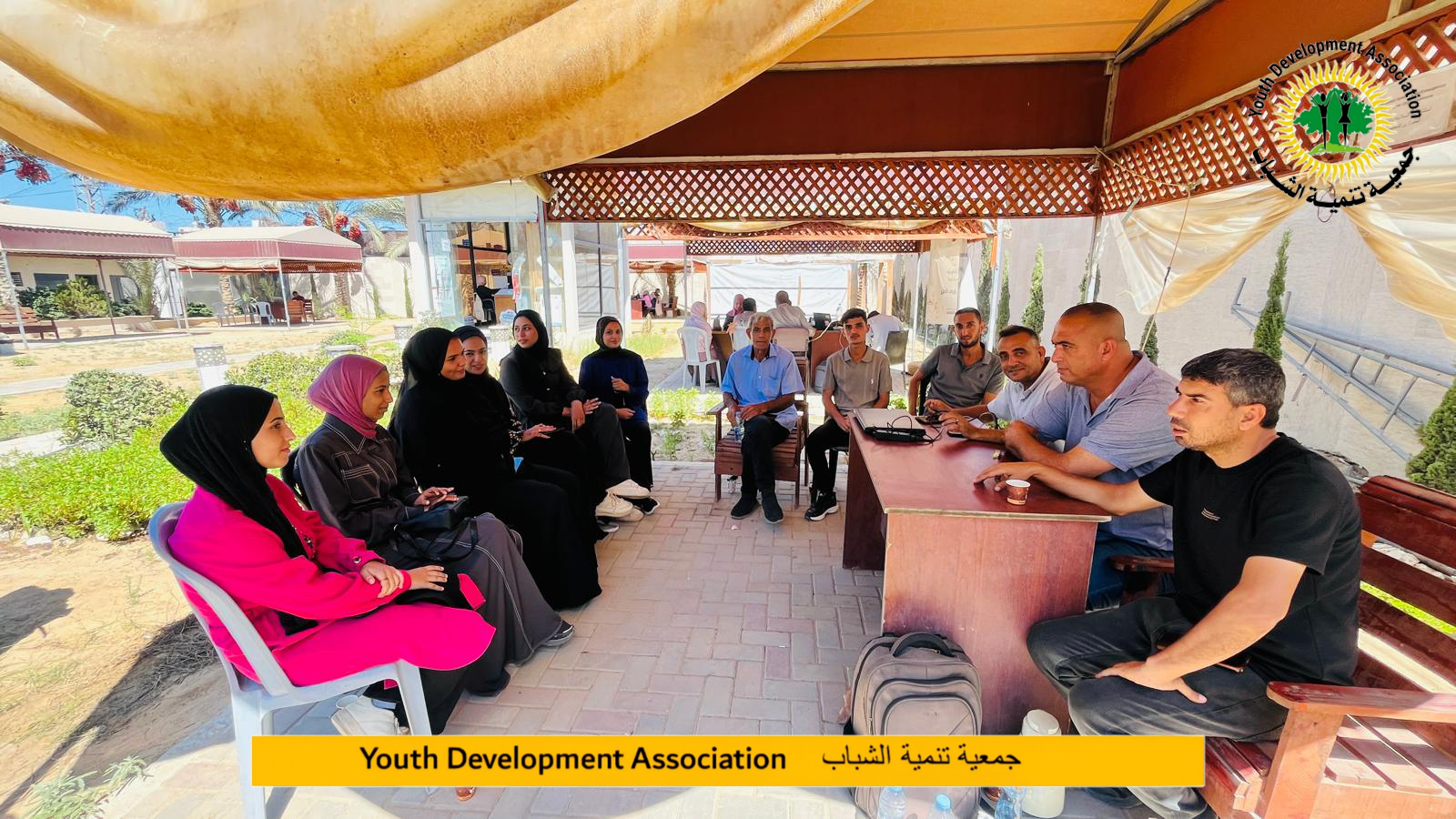 جمعية تنمية الشباب تعقد لقاءً تعريفياً لمتطوعيها بالتزامن مع افتتاح نقطة استقبال الجمهور في خانيونس